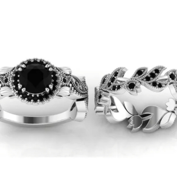 Black Crystal Flower & Vine Ring Set - Picture 3 of 3